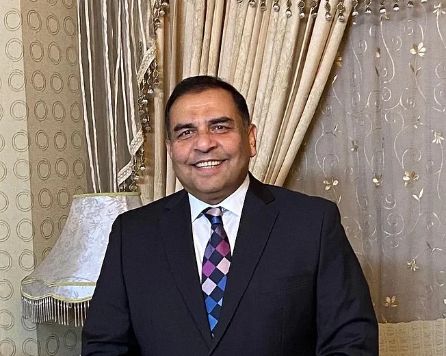 Taimur-Hossen-Khan-01