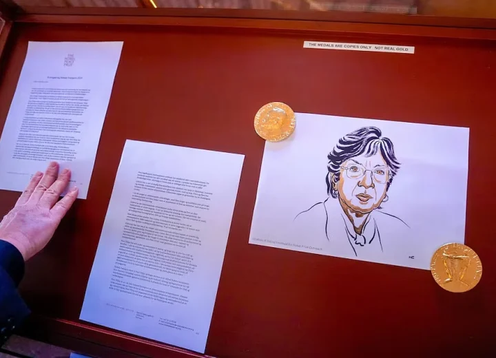 Navi-Pillay-Nobel-1