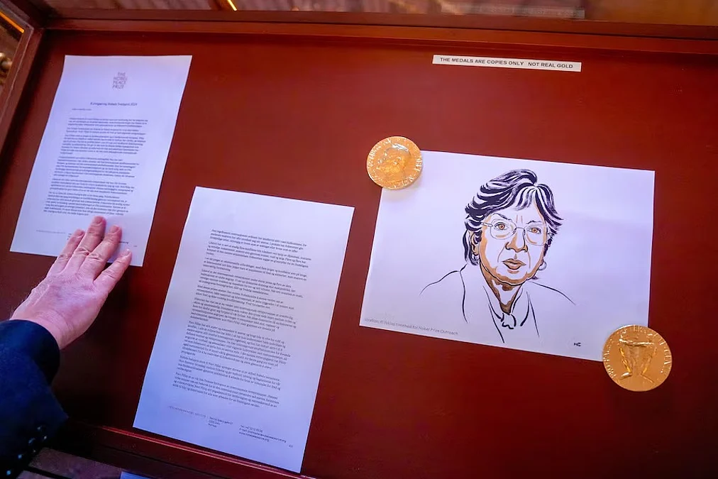 Navi-Pillay-Nobel-1