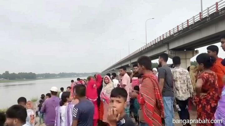 চার মাসের সন্তানকে নিয়ে নদে ঝাঁপ, মা উদ্ধার হলেও শিশু নিখোঁজ