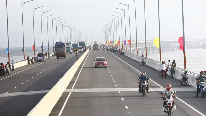 পদ্মা সেতুতে ২৪ ঘণ্টায় পৌনে ৫ কোটি টাকার বেশি টোল আদায়