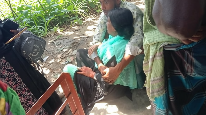 ‘ঈদের আগে এক্সিডেন্ট হয়, তহন বাড়িত যাই নাই, কিন্তু সড়কই আমার সব কাইরা নিল’