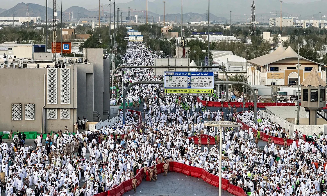 Arafat-Saudi-Hajj
