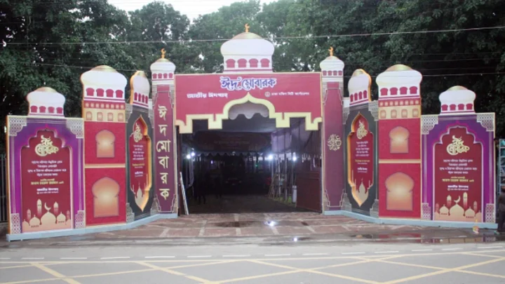 ঢাকায় কোথায় কখন ঈদের জামাত