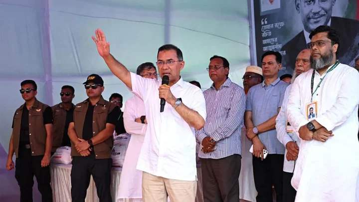 শহর পরিচ্ছন্ন রাখা শুধু সরকার নয়, নাগরিকেরও দায়িত্ব: প্রধানমন্ত্রী