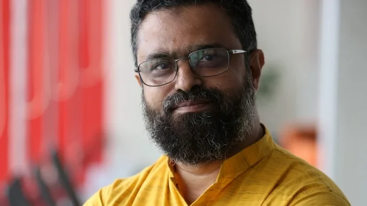 যেকোনো ধূমপান পরিহার করার বিকল্প নাই