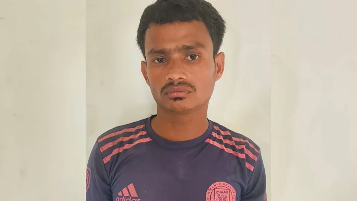 খুনের পর বন্ধ ছিল মুঠোফোন, পালিয়ে যান এলাকা ছেড়ে, তবু যেভাবে ধরা পড়েন খুনি