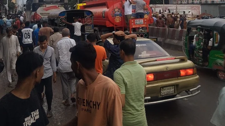 ৪০ মিনিটের পথ যেতে ৫ ঘণ্টা, সড়কে যা দেখা গেল