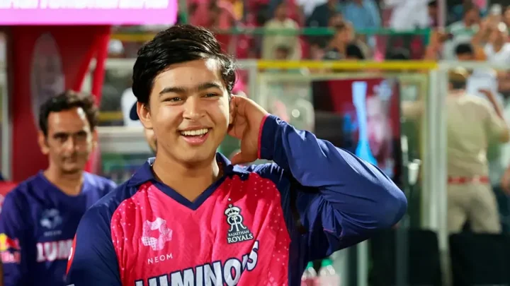 আইপিএলে ১৫ বছর বয়সী সূর্যবংশীর যত রেকর্ড, যত কীর্তি