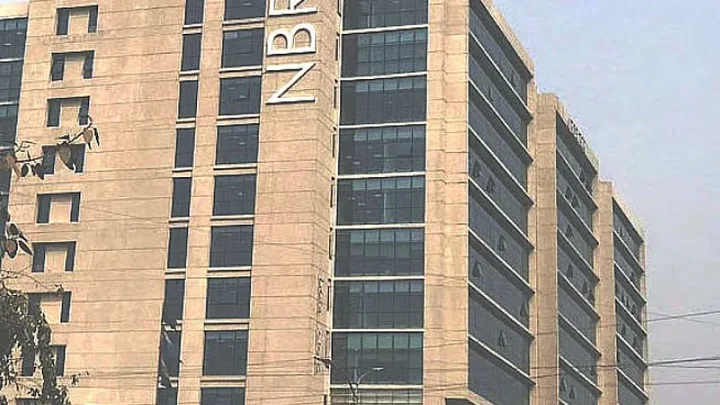রাজস্বঘাটতি এক লাখ কোটি টাকা ছাড়াল