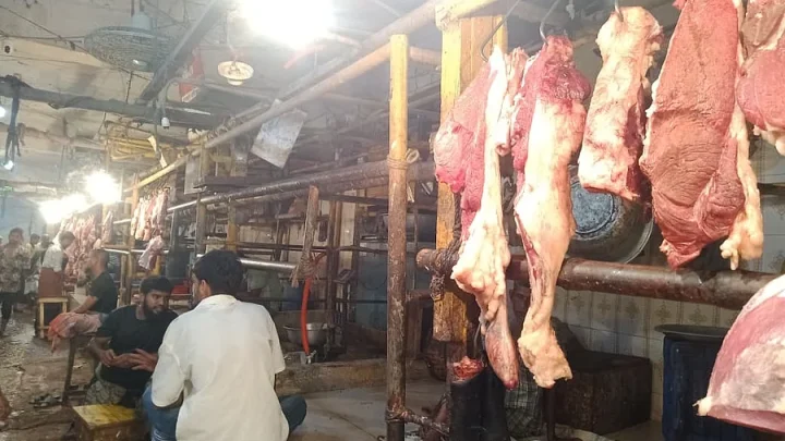 ঈদুল আজহায়ও ঢাকায় গরুর মাংস বিক্রি কেন বেশি হয়