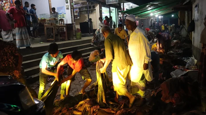 মৌলভীবাজারে ২০০ বছরের পুরোনো চামড়াবাজারে এবারের ঈদের রাত