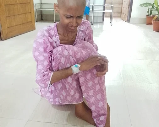 পরিচয় থাকার পরও ‘বেওয়ারিশ’ দুলালী, রেখে গেলেন অনেক প্রশ্ন