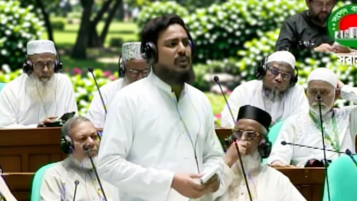 দায়িত্ব গ্রহণের চার মাসে সরকার ঋণ নিয়েছে এক লাখ কোটি টাকা: সংসদে আখতার হোসেন