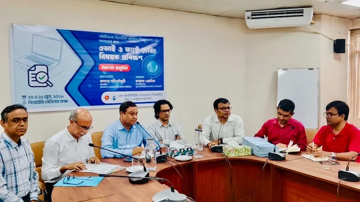 গণমাধ্যম জনগণের আস্থা হারিয়েছে, সত্যনিষ্ঠ সাংবাদিকতায় ফিরতে হবে: কাদের গণি