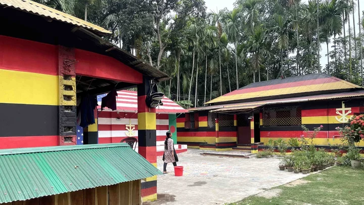 তিন বিঘাজুড়ে প্রবাসী বানিয়েছেন ‘জার্মান বাড়ি’, দর্শনার্থীদের আপ্যায়নে চা-কফি