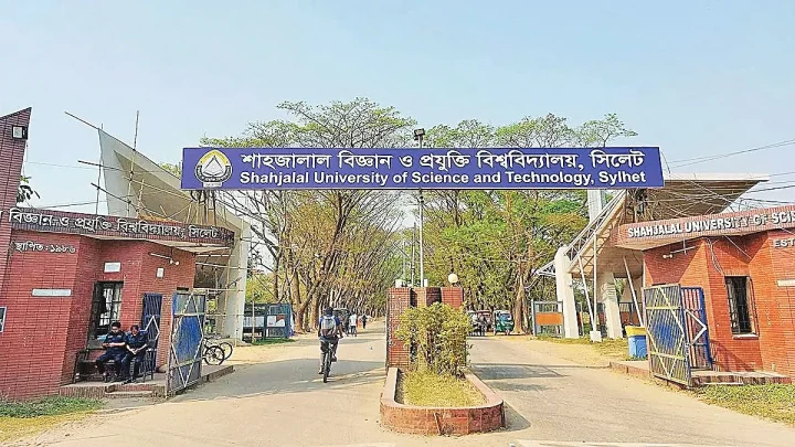 হলগুলোতে ‘শান্তি’ ফিরলেও অনেক কিছুই ‘আগের মতো’