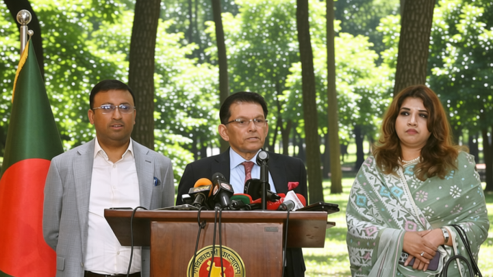 ‘ভাই, এত ব্যস্ত হইয়েন না’: ছুটির বিষয়ে প্রশ্নের উত্তরে পররাষ্ট্রমন্ত্রী