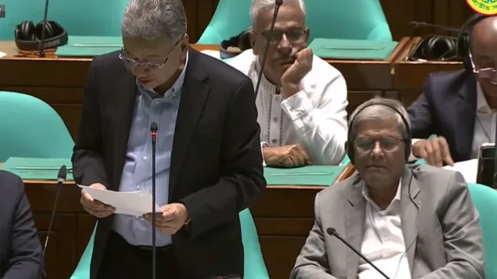 রাজস্ব আদায়ের লক্ষ্যমাত্রা পূরণ না হওয়ার কারণ সংসদে তুলে ধরলেন অর্থমন্ত্রী