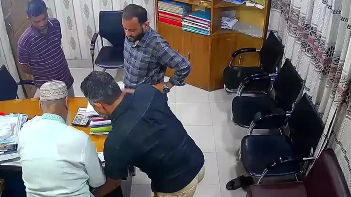দুই আসামিকে কারাফটকে জিজ্ঞাসাবাদের আদেশ