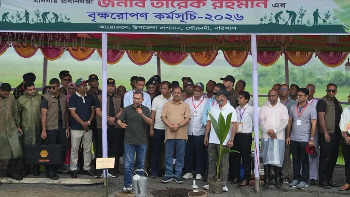 আগামী এক বছরে ৪১ লাখ নারী ফ্যামিলি কার্ড পাবেন: প্রধানমন্ত্রী