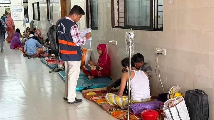 ডেঙ্গু নিয়ন্ত্রণে ঢাকায় দুই সিটি করপোরেশনের নতুন উদ্যোগ, সমন্বয়ে ঘাটতি