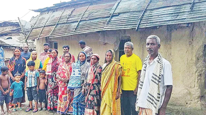 গড়াইতদের জমি নেই, আছে কেবল স্মৃতি