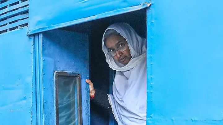 স্বামীকে শেষ বিদায় জানাতে ১২ ঘণ্টার প্যারোলে মুক্তি পাচ্ছেন দীপু মনি