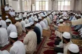 জুমার খুতবা চলাকালে মসজিদের অর্থ সংগ্রহ: বিধান কী