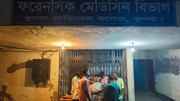 খুলনায় গুলিতে তরুণ খুনের তিন ঘণ্টা পর আরেকজনের গুলিবিদ্ধ লাশ উদ্ধার