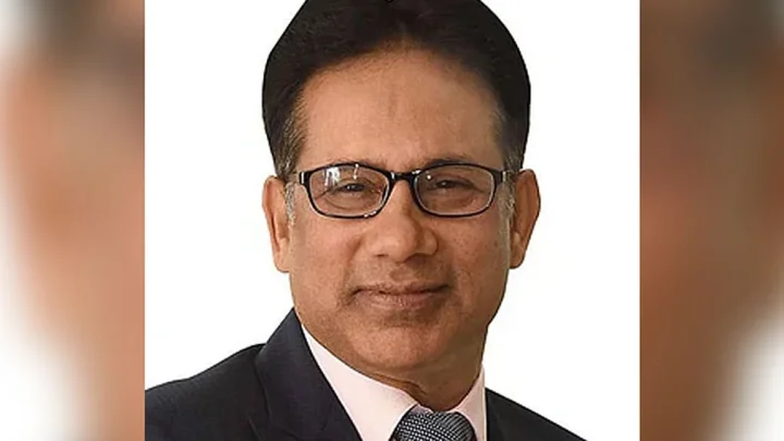 সরকারি সম্পত্তি আত্মসাৎ, সাবেক সংসদ সদস্য সালাম মুর্শেদীসহ ১৩ জনের বিরুদ্ধে সাক্ষ্য গ্রহণের নতুন দিন ধার্য