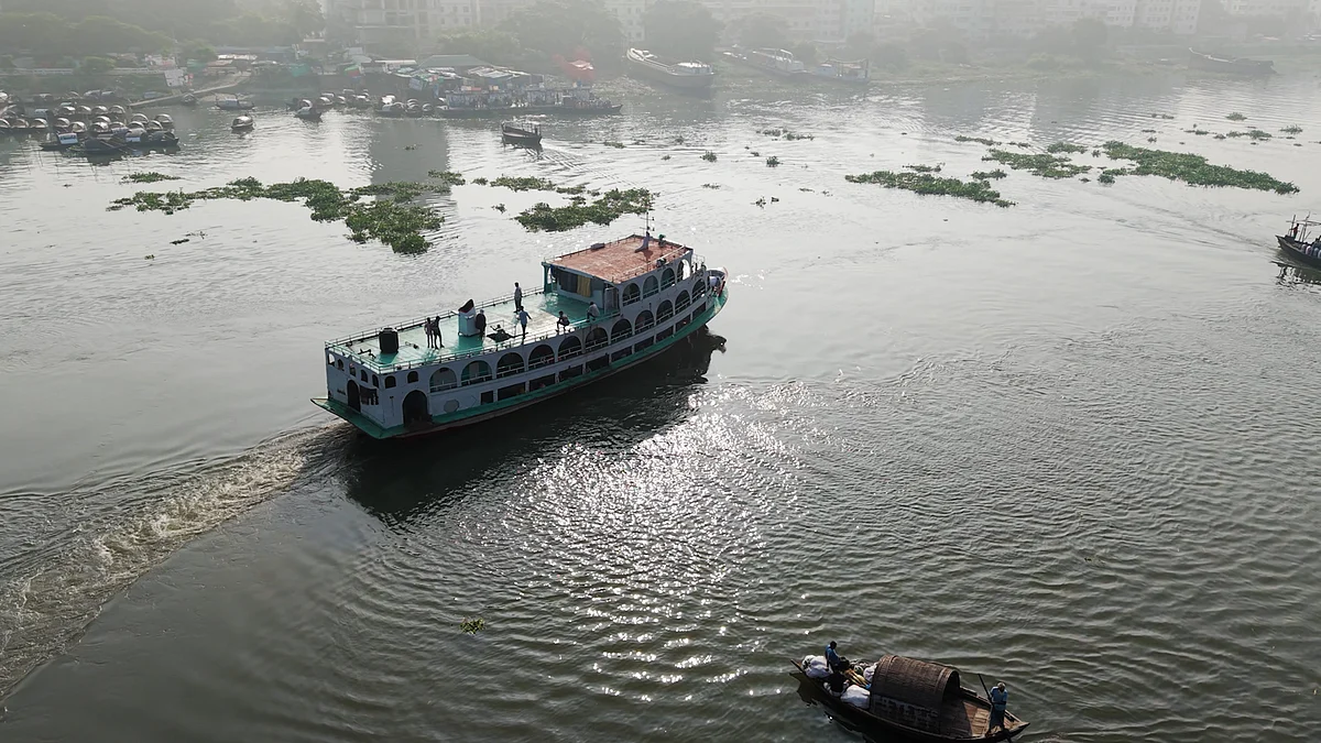 Water-Bus.00052207.Still001