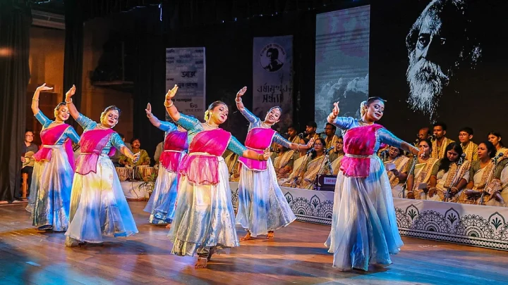 নৃত্য-গীতে শ্রাবণসন্ধ্যার মনোরম আয়োজন