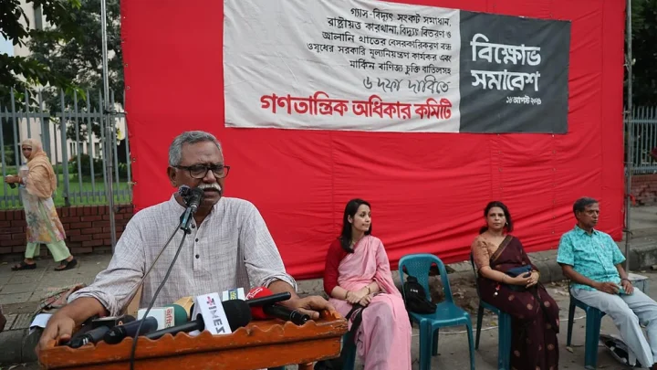 সরকার ছয় মাসে অনেক কিছু করতে পারত, যদি মাথায় জনগণ থাকত: আনু মুহাম্মদ