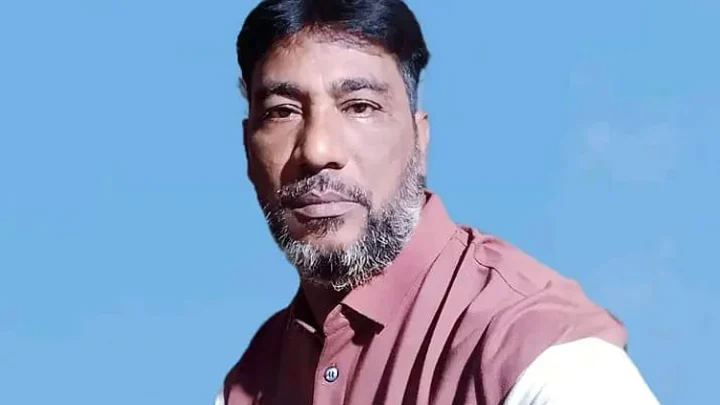 থানার ভেতরে পুলিশ পরিদর্শককে থাপ্পড়–হুমকি, কৃষক দল নেতা গ্রেপ্তার