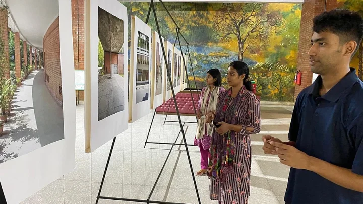 স্থপতি মাজহারুল ইসলামের কালজয়ী স্থাপত্যের কাব্যিক ছবি