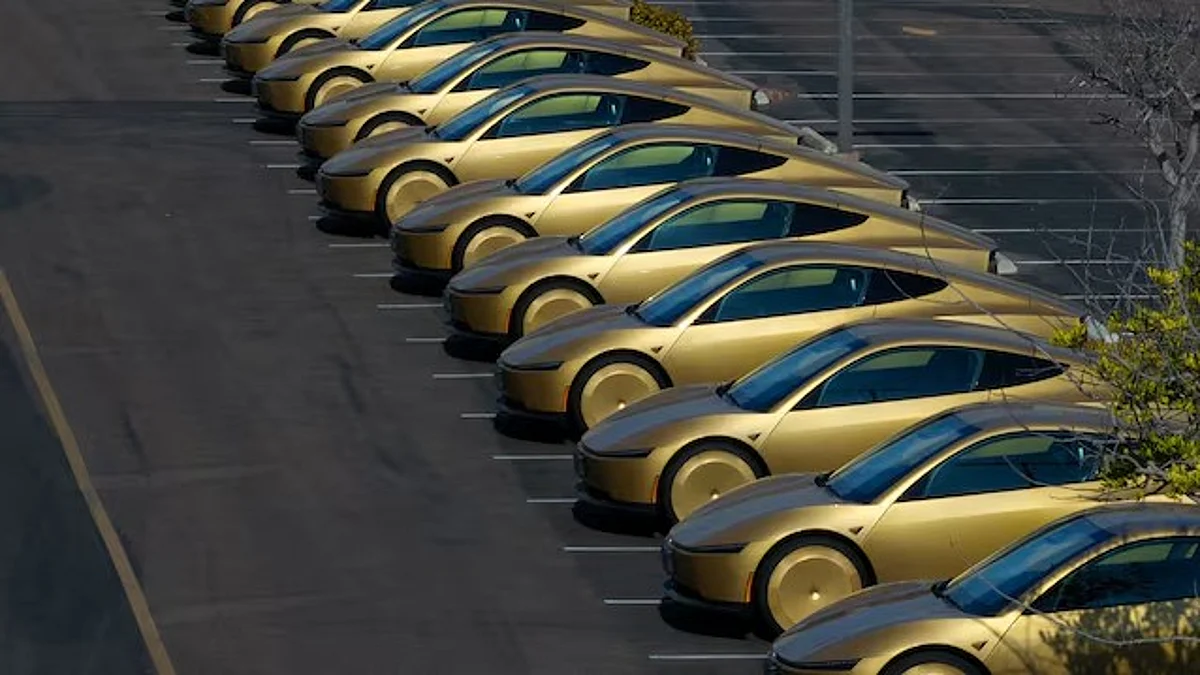 tesla-cybercab