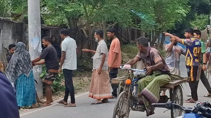 ভুয়া কৃষকদের নামে সার উত্তোলন, জামায়াতের যুব কর্মীর দোকানের লাইসেন্স বাতিলের সুপারিশ