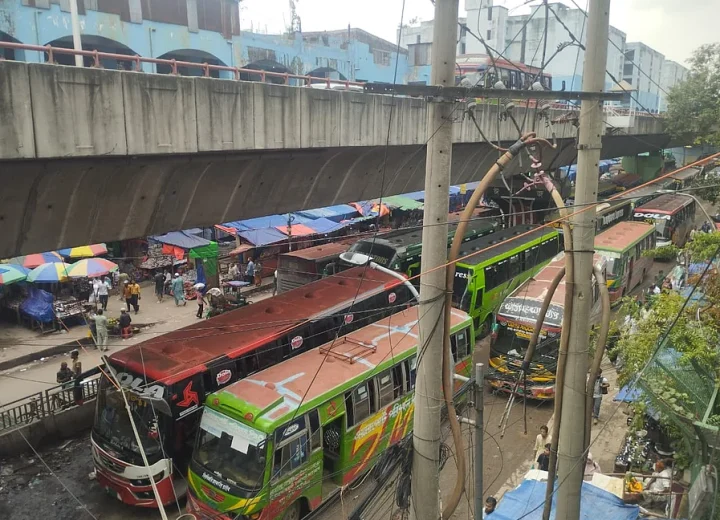 gulistan-bus-parking-1